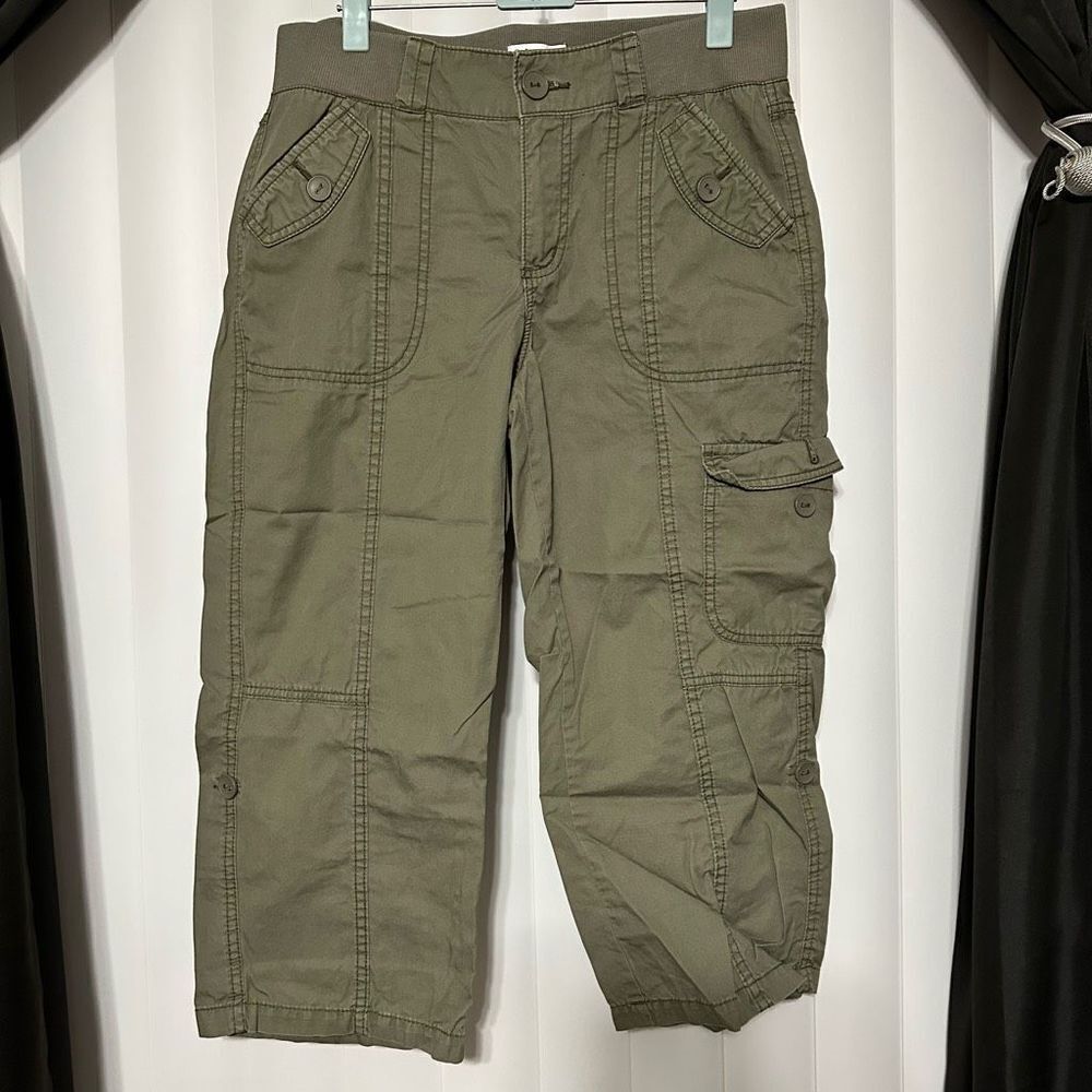 ST John’s Bay olive colored capris